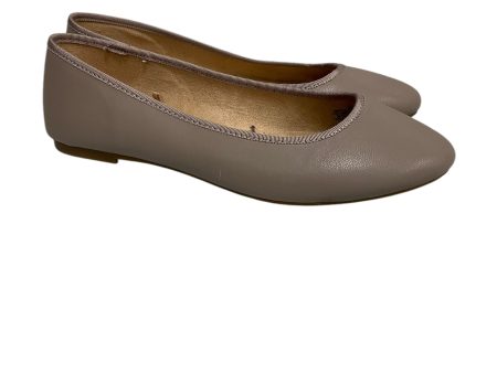 Shoes Flats By Old Navy In Beige, Size: 10 For Sale