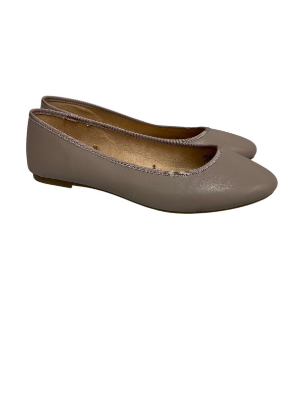 Shoes Flats By Old Navy In Beige, Size: 10 For Sale