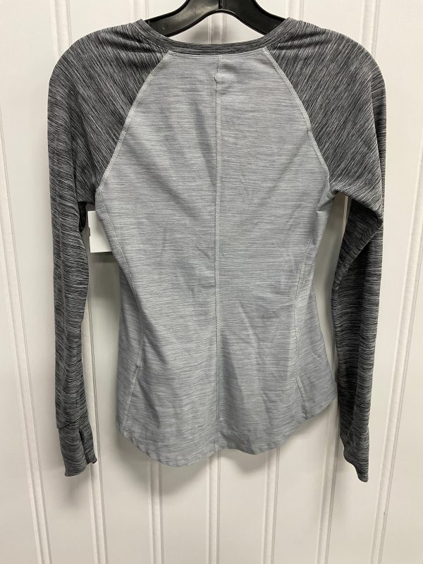 Athletic Top Long Sleeve Crewneck By The North Face In Grey, Size: Xs For Cheap