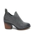 Boots Ankle Heels By Clothes Mentor In Grey, Size: 9 Hot on Sale