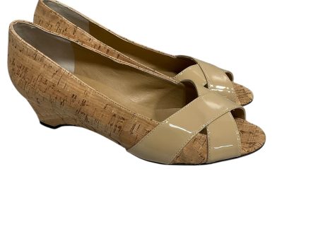 Sandals Heels Platform By Clothes Mentor In Tan, Size: 7 Fashion