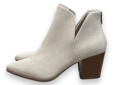 Boots Ankle Heels By Clothes Mentor In Cream, Size: 9 Cheap