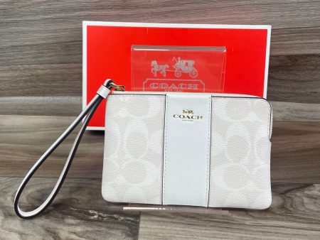 Wristlet Designer By Coach, Size: Medium Online Hot Sale