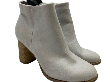 Boots Ankle Heels By Dolce Vita In Grey, Size: 6.5 Online Hot Sale