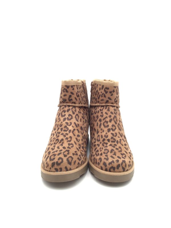 Boots Ankle Heels By Cushionaire In Animal Print, Size: 6.5 For Sale